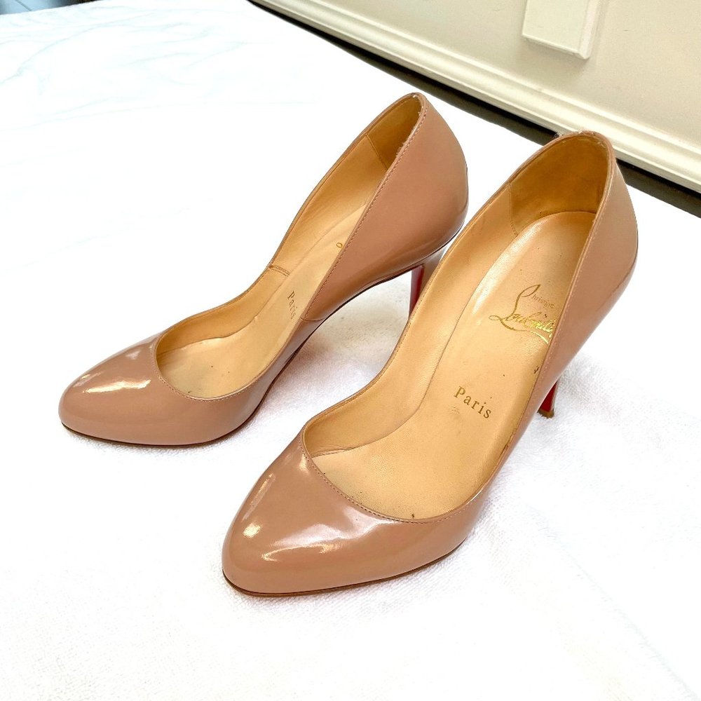 Christian Louboutin Nude/Beige Patent Pumps, Size 38.5